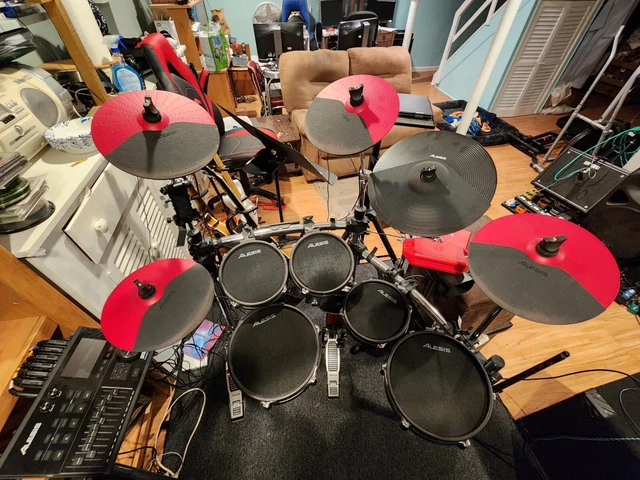 Alesis Command X Mesh Kit, Alesis Strike Pro Module, Alesis Strike Amp 12 Bundle Alesis Command X Mesh Kit, Alesis Strike Pro Module, Alesis Strike Amp 12 Bundle