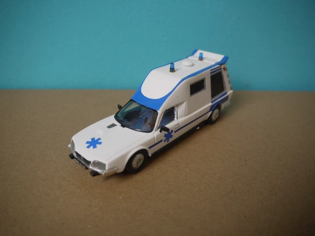Citroën CX Ambulance Tissier 6 roues SOS échelle 1:87 (Neu und