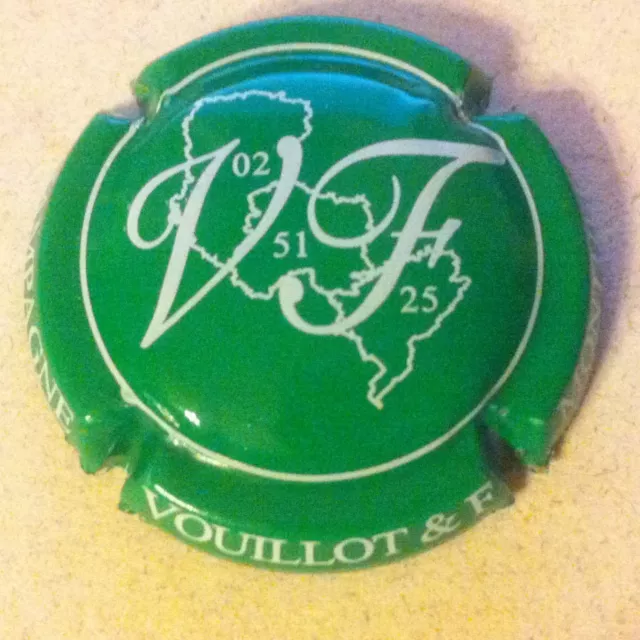 Capsule de champagne VOUILLOT et Fils (9. vert et blanc)