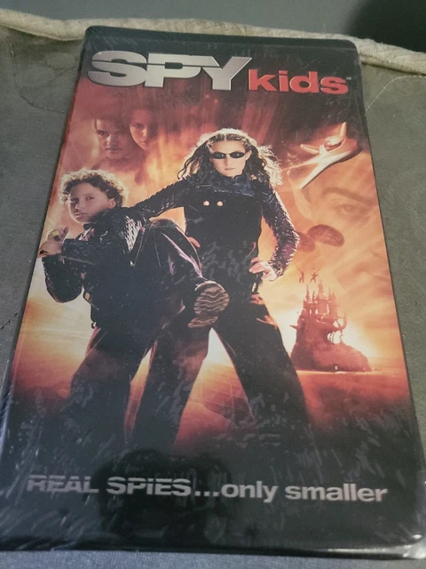 SPY KIDS ON VHS, New And Sealed, 2001 Movie, Clamshell Case, Kid's ...