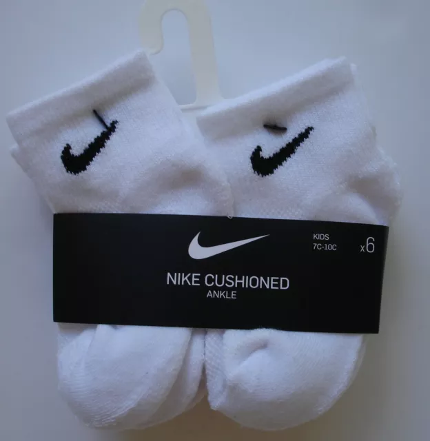 NWT Kids Nike Cushioned Ankle Socks - 6 pair of white - Fits Shoe size 7 - 10