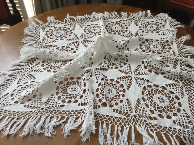 NAPPE SURNAPPE CROCHET MAIN CARRE BLANC 60 CM AURORE