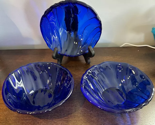 Set of 3 IVV Cobalt Blue Glass Salad Bowls Textured Wavy Design Italian Made EUC