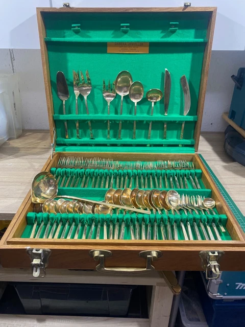 Besteckset aus Thailand - Nickel/Bronze - 142-teilig im Holzkasten - gebraucht