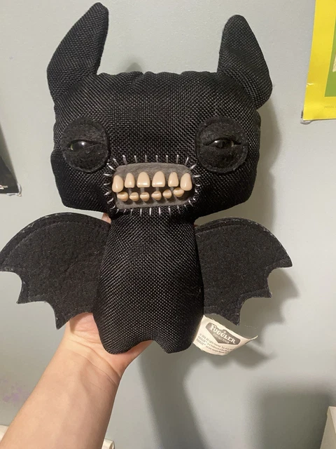 BLACK BAT 'CHASE' Rare Fuggler Count Fuggula Glow-In-The-Dark Teeth £ ...