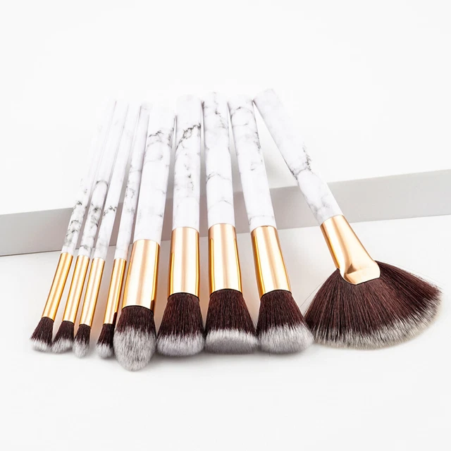 Revlon Polierpinsel Für Foundation – Veganer Make-up-Pinsel Für Ein Poliertes, Porenloses Finish