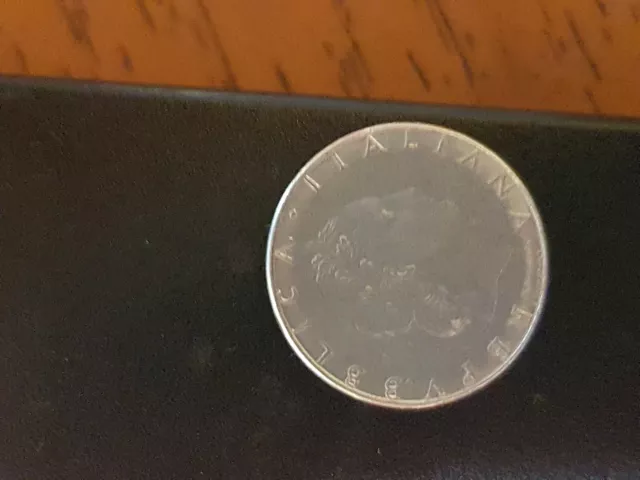 REPUBBLICA ITALIANA 50 lire Vulcano 3° tipo 1991 Orecchio a punta senza rombo