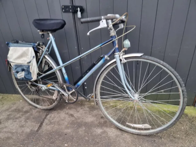 Vintage Blue Raleigh Wisp Ladies Road Racing Bicycle Project 5 Speed