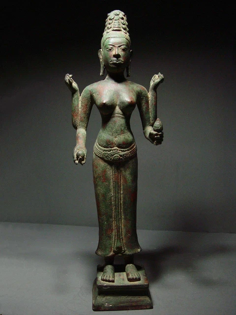 ANTIQUE BRONZE FEMALE DEITY 'UMA', KHMER 'SAMBOR PREI KUK' STYLE 8/9th C.