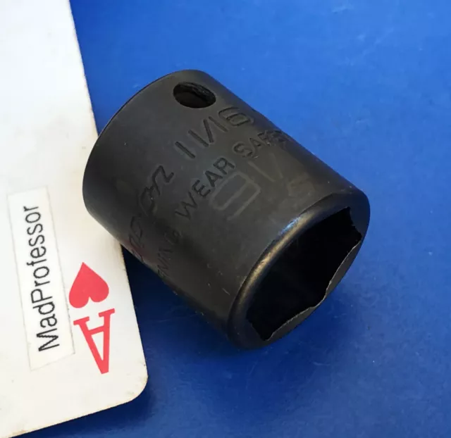 Snap-on tool 3/8" drive SAE 11/16" Shallow 6-point Impact Socket wrench NEW 2006