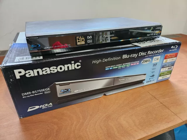 Panasonic DMR-BS750 3D Blu-Ray Recorder (ohne FB!!)