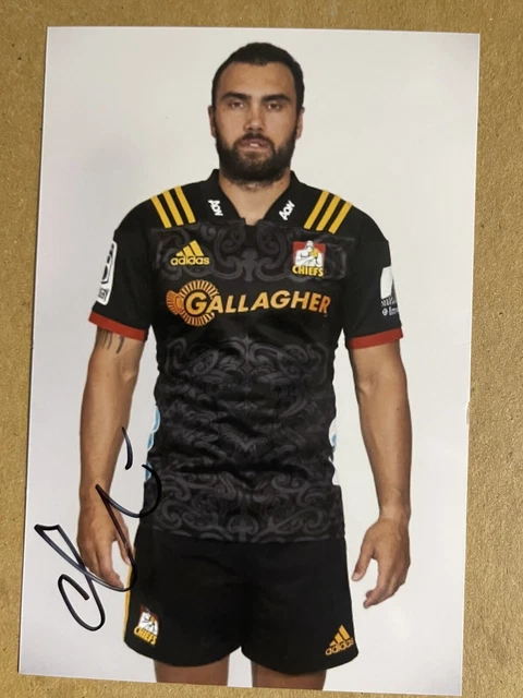 Charlie Ngatai/ Chiefs Rugby Signed 6x4 Photo