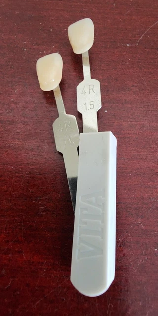 Vita Toothguide 3D- Master Shade Guide Replacement Parts(4R 1.5,4R 2.5)