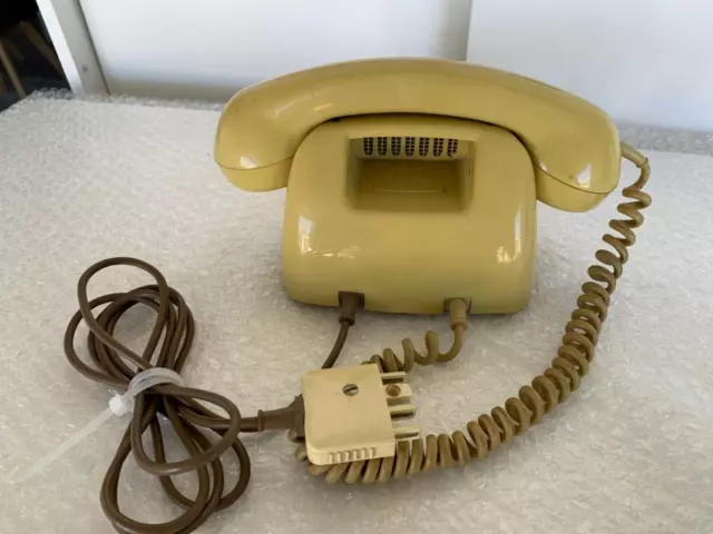 Vintage Retro Awa 802 Rotary Dial Telephone / Phone Home  Office Telecom S1/235 2