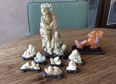 Lot of Chinese carved soapstones & carnelian, Republic period