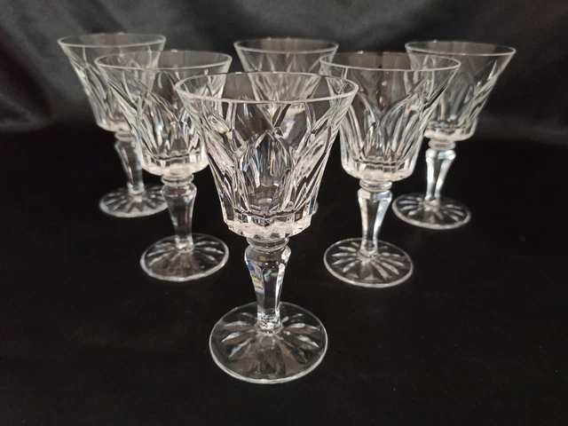 6 VERRES À VIN BLANC EN CRISTAL DE SAINT-LOUIS Modèle CAMARGUE