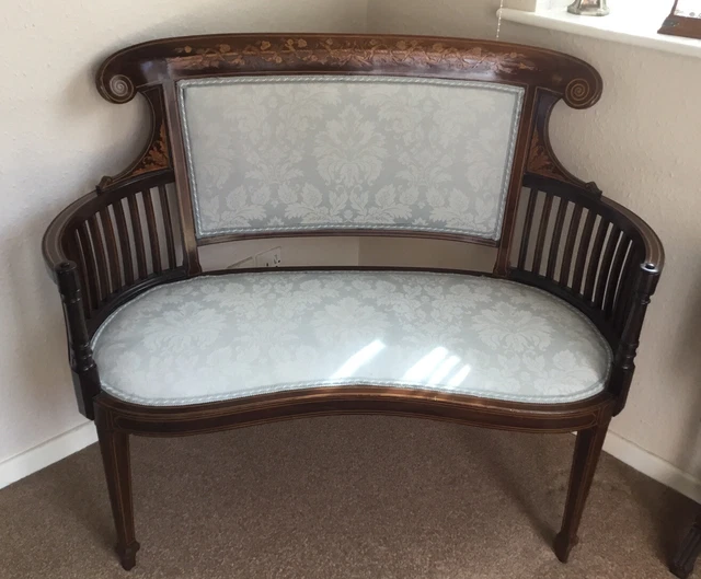 An Exceptional Antique, Edwardian Mahogany Inlaid Two Seater Sofa. Circa 1900.