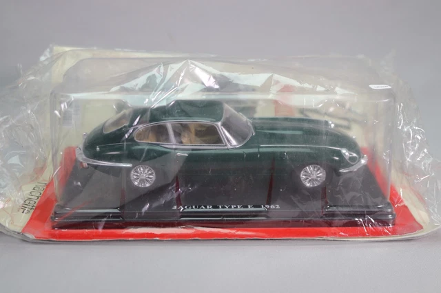 LK259 IXO Hachette 1/24 1:24 Voiture Jaguar type E 1962 vert Auto Vintage 22