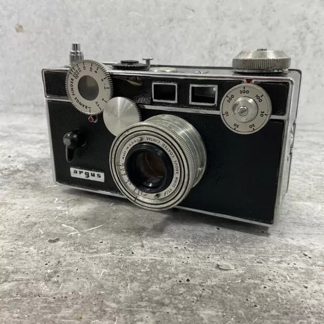 Argus C3 35mm Caméra à Film F/3.5 55mm Revêtu Cintar Circa 1950s Cuir Vintage