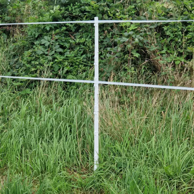 White 5FT Poly Posts 156cm Tall Electric Fence 4ft 6" Fencing Stake Horse Cattle