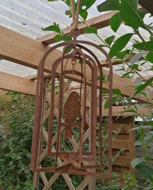 Windspiel Vogel 22 cm hoch aus Metall  Edelrost Fensterdeko Garten Balkon Käfig