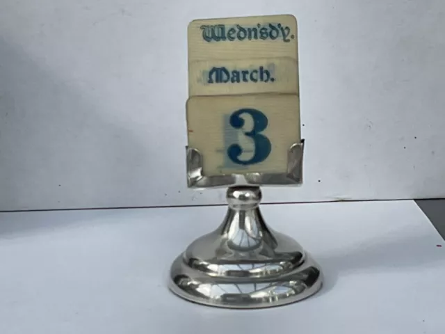 A Silver Desk Calendar with Changeable Dates, Hallmarked in Chester 1904