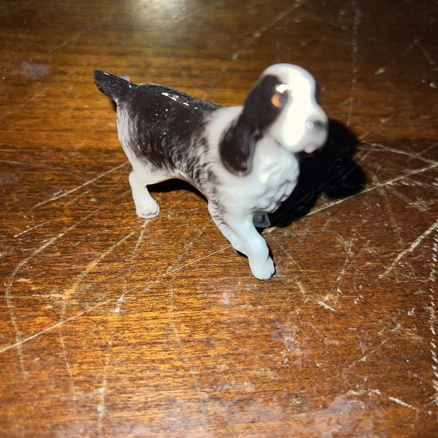 Hagen Renaker Figurine Dog