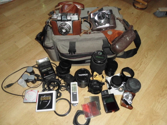 appareil photo LUMINOR a soufflets et plaques avec ses accessoires et