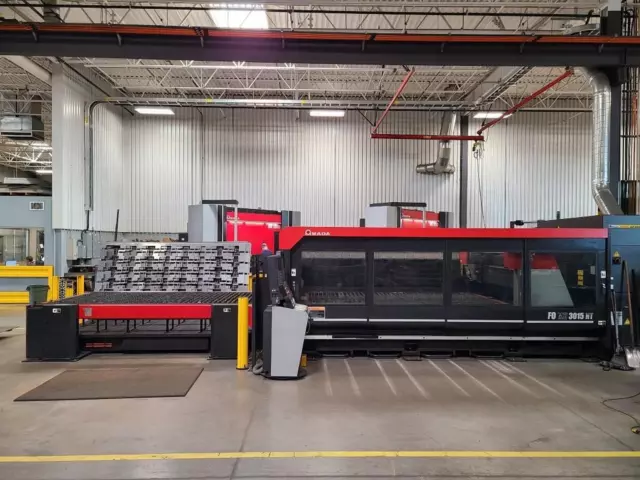 2015 - 4000 Watt Amada FOM2 3015 NT CNC CO2 Laser