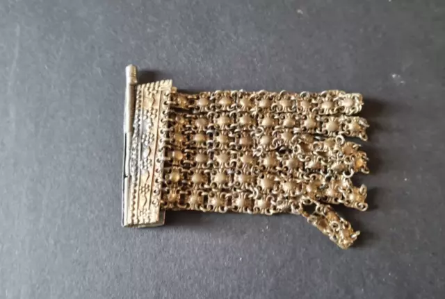 ancien bracelet indien manchette en métal argenté avec fermoir