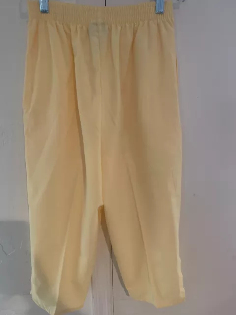 KENNETH TOO! CAPRI Pants Womens Size S Yellow Cotton Blend Elastic ...