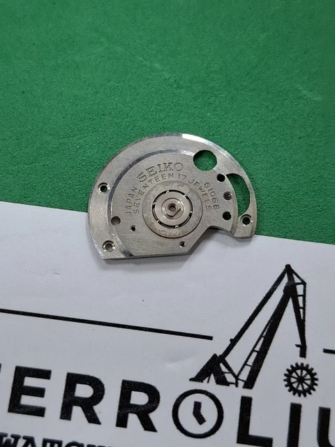 445250_7 445250_7