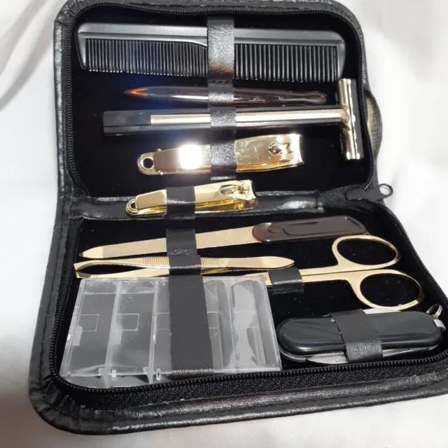 Manicure Grooming Leather Zipper Bag Travel Kit with Razor Comb Nail Clippers