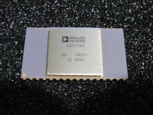 Analog Devices AD572AD 8536, 12-bit A/D Converter, 25uS Conversion, NEW