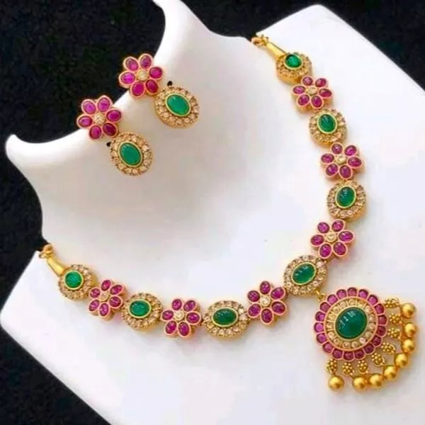 Bollywood Style Gold Plated Necklace Earrings Temple Indian Fashion Jewelry Set