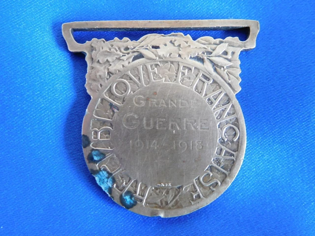 INSIGNE MILITAIRE ANGLAIS ancien Ubique guerre 1914 1918 british caps n