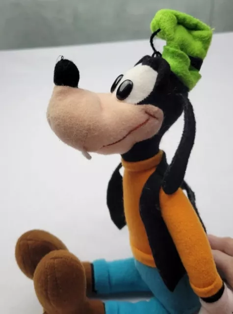 Vintage Applause The Walt Disney Company Goofy Plush Soft Body 12" Vest & Hat