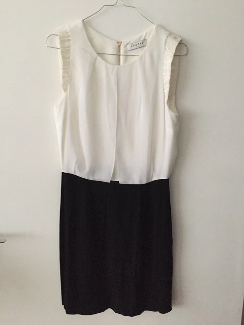 Robe sandro noire et blanche hotsell
