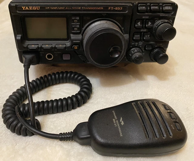 YAESU FT897D YAESU ft897d hf/vhf/uhf all mode transceiver EUR 597,88