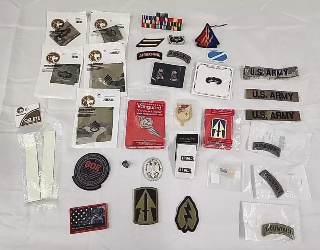 Military Army Mix Patch/Pin Lot #CD946 Cag Sof Devgru Seal