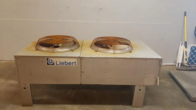 Liebert 2 Fan Condenser DCSF165-A 460v