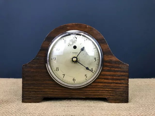 Vintage Art Deco Temco Electric Oak Wooden Mantle Clock