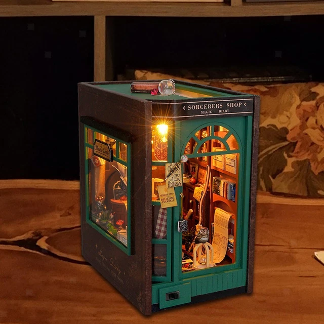 DIY BOOKEND KITS 3D Model Decorative DIY Crafts Tiny House Model Build