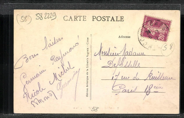 CPA Cosne-sur-Loire, La Gare, Auto 1937 2