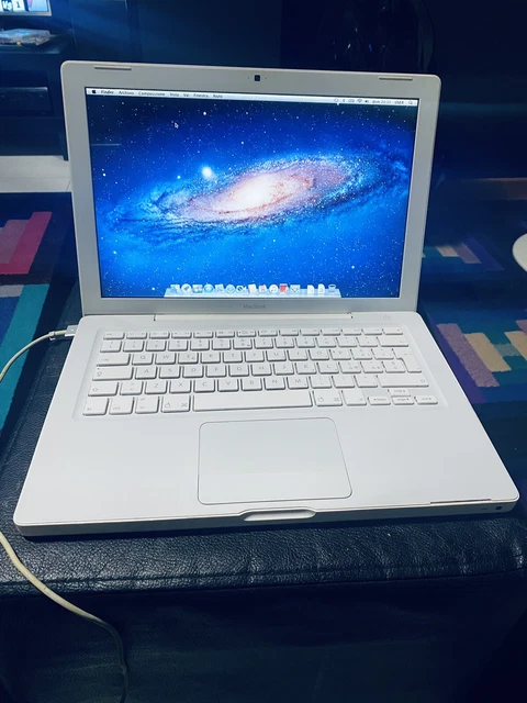 MACBOOK PRO LATE 2006 Intel Core 2 Duo 4GB SDRAM 500GB HD SuperDrive