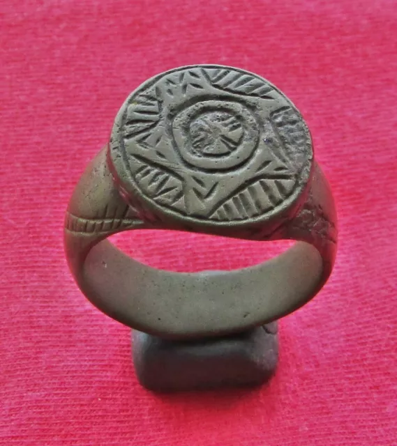 Roman  Ancient  Bronze  Ring   ( Star )