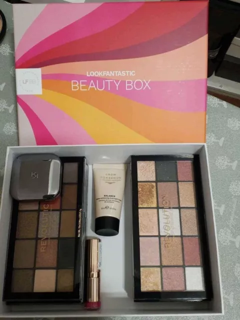 BOX N. 1 Set Makeup-Revolution, Eylure, Corazona + omaggio EUR 30,00 -  PicClick IT