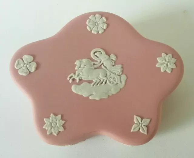 Wedgwood Rosa Jasperware Schmuckkästchen Star Form