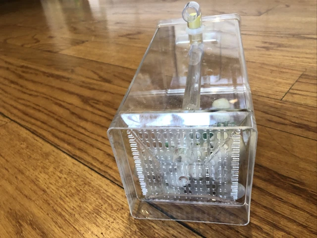 As Seen on TV 56028 My Fun Fish Tank, 4 3/4 x 6 x 10” Self Cleaning Used once 4