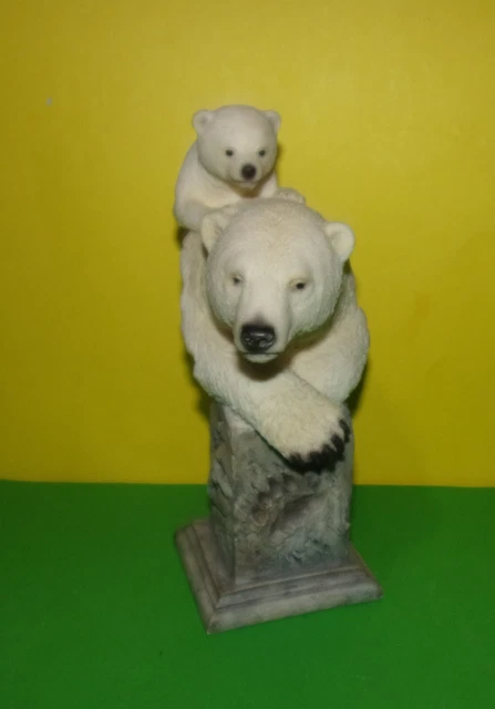 MCSI 2010 Integrity Quality Imagination Polar Bear Mother W/Cub Signed Figurine